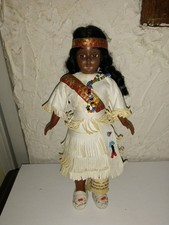 Ancienne petite  poupée indienne Carlson  19 cm avec étiquette