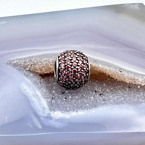 Charm pandora rond orné pavé - charm,