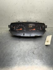 Compteur MITSUBISHI L 200 2 MR951375