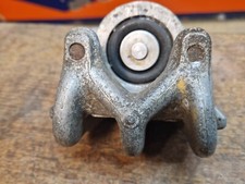 R8 étrier frein avant droit