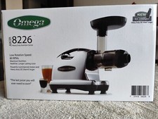 Extracteur de jus Omega 8226