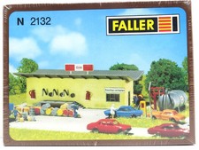 station a carburant faller echelle N ref 2132