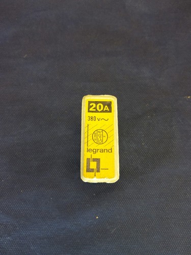 Fusible ancien legrand 20a - fusible,
