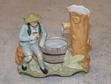 ANCIEN BISCUIT ALLEMAGNE GERMANY HOMME FONTAINE FAIENCE 