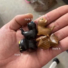 Statue de chat en bois