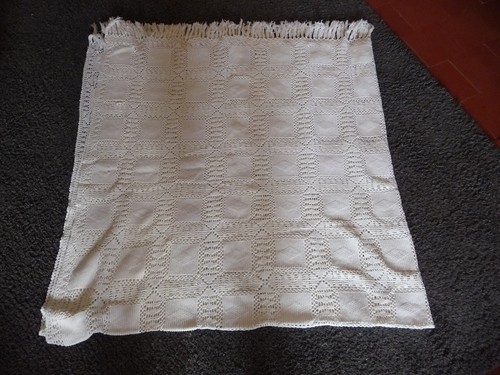 Linge ancien dessus - lit, au