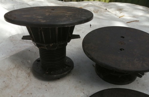 Plot réglable pour terrasse - ,