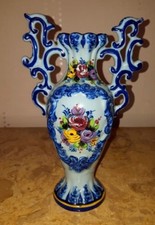 vase en faience vestal alcobaça Portugal