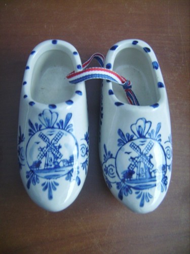 Jolie paire sabots - jolie,