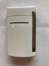 Briquet S.T.Dupont en laque blanche et métal