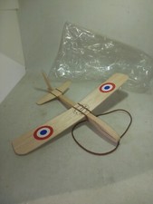 ANCIEN JOUET AVION FRANCAIS CREATION A LAMOTHE EN BOIS