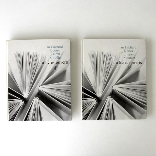 Livres ouverts classe ème - livres,