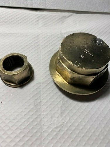 Ecrous bronze pour voiture - ecrous,