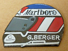 pin's pins badge.  auto casque