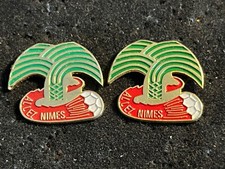 f 2 PINS PIN  FOOTBALL SOCCER