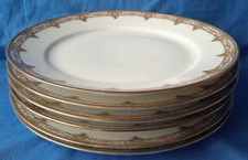 6 assiettes plates porcelaine Limoges UML frise liseré or comme neuves