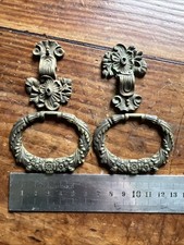 Quincaillerie Lot Poignées & Anneaux de Meuble Ameublement Bronze Q 104