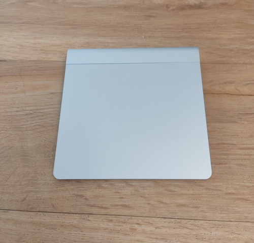 Apple magic trackpad - apple,