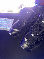 balenciaga runner
