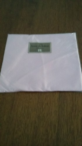 Ancienne sous nappe - ancienne,