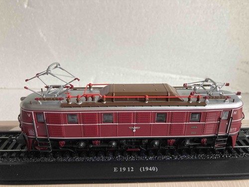 Locomotive 1912 - (1940),