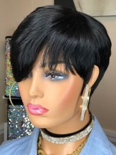 Perruque coupe courte chic en