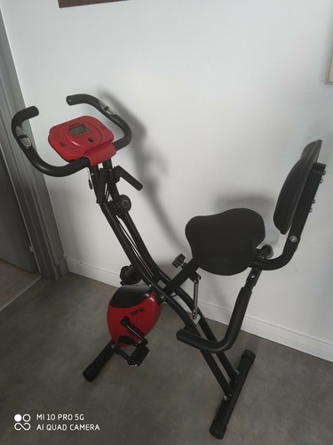Velo appartement - d, appartement 