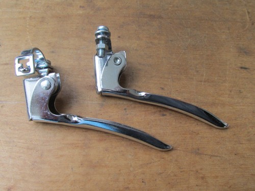 Poignees leviers frein velo - leviers,
