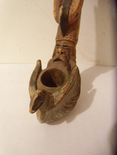 Ancienne pipe en terre cuite