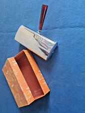 SUPERBE  RAMASSE MIETTE A