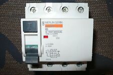 INTERRUPTEUR DIFFERENTIEL TETRA 100A 300mA MERLIN GERIN TRIPHASE +N 4POLES 23213
