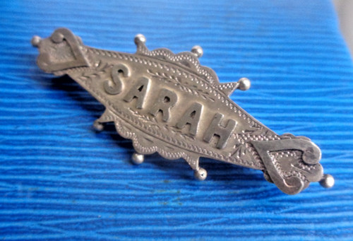 Sarah broche prénom argentée - broche,
