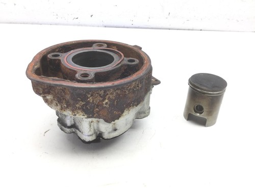 Cylindre avec piston moteur - cylindre,