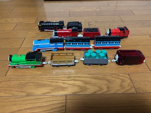 Plarail nia thomas - nia,