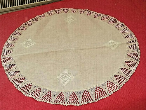 Linge ancien napperon rond - napperon,