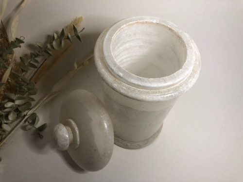 Bonbonnière pot en albâtre - /,