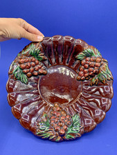 Coupe à fruits ancienne barbotine bordeaux décor fruits raisins relief vintage