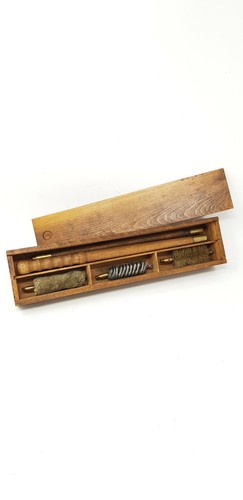 Ancienne boite avec necessaire - ancienne,