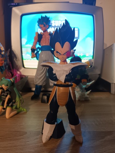Figurine saiyan vegeta - ,