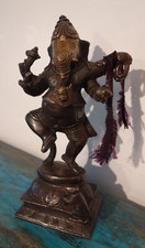 Qui Danse Vieux Ganesha Statue