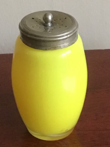 Vintage yellow opaline glass - opaline,