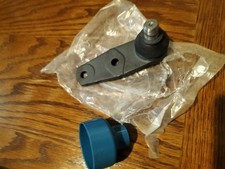 ROTULE DE SUSPENSION DROIT