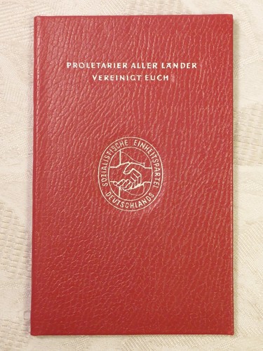 Ddr ausweis parteibuch sed - ausweis,