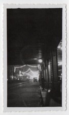 photo anonyme 1940 Ville de nuit éclairages de Noël pont de fer - snapshot night