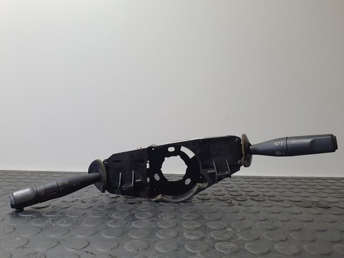 61557109 commande volant