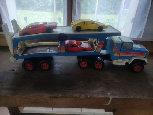 Camion goliath porte voitures - camion, porte-voitures