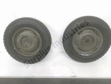 LOT ROUE AVANT VOLKSWAGEN ILTIS  / NE 10884