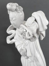 Ancien Chinois Blanc De Chine Quan Yin Statue, 35.6cm