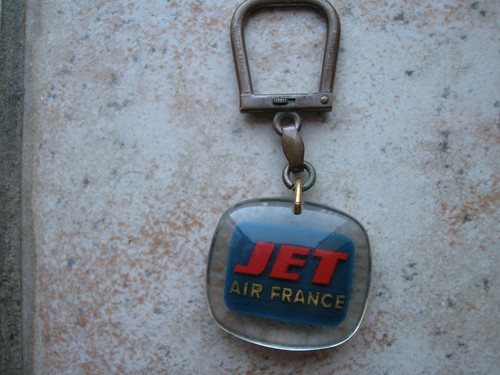 Porte cle air - porte, france