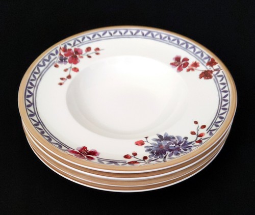 Villeroy boch rimmed - &, ~